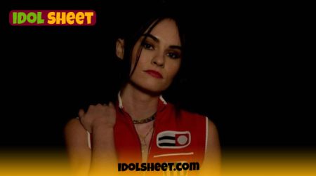 Madeline Carroll Net Worth