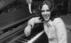 Bobby Whitlock, Rock Pioneer and Derek and the Dominos Member, Dies at 77